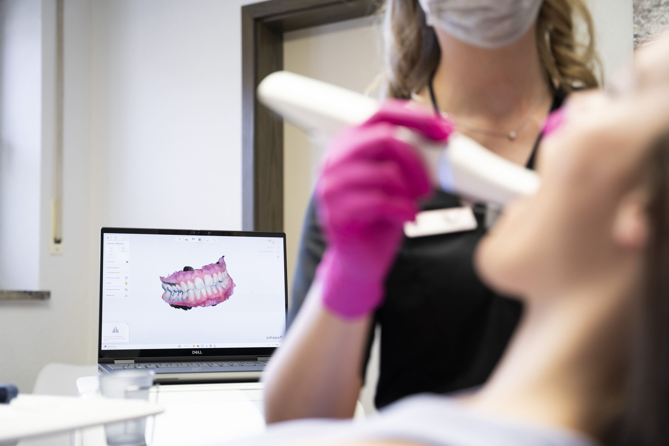 Zahnmedizin im Stiftland Dr. Elena Reiter – Kontakt