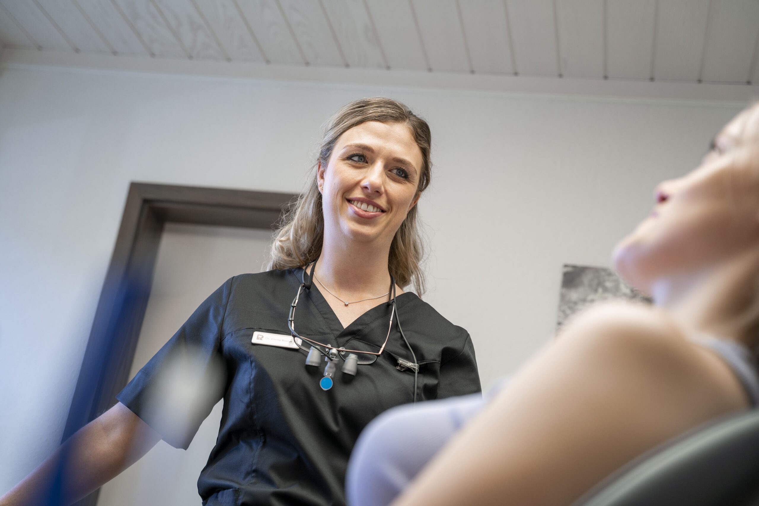 Zahnmedizin im Stiftland Dr. Elena Reiter – Kontakt